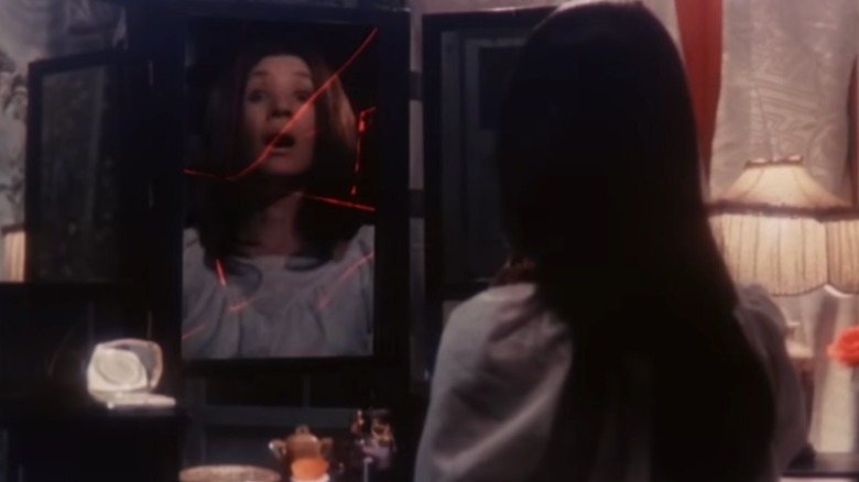 Eriko Tanaka as Melody, attacked by a piano in House