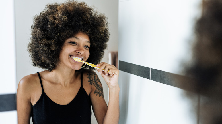 Brushing teeth