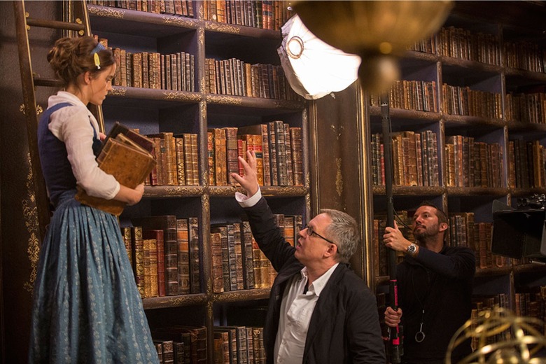 bill condon directing beauty and the beast emma watson on set