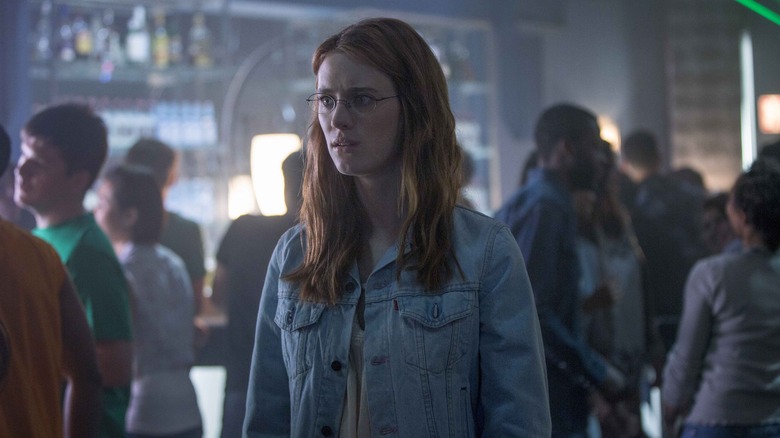 Yorkie (Mackenzie Davis) looking bewildered on Black Mirror