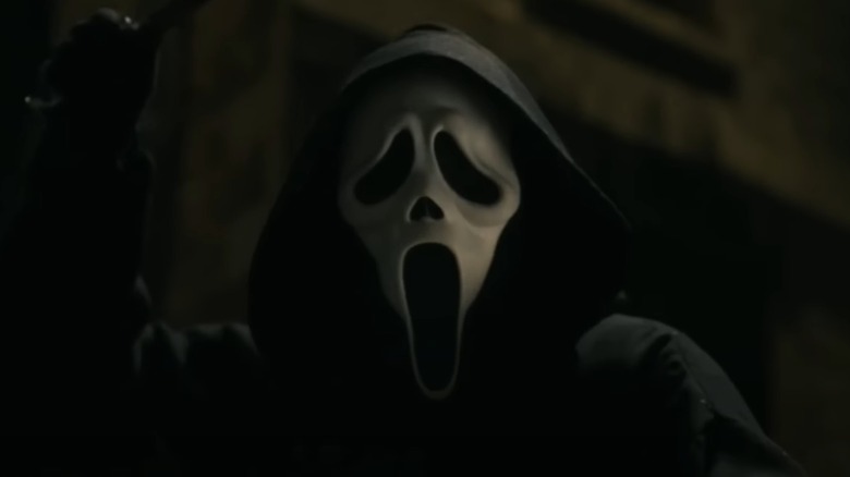 Ghostface brandishing knife