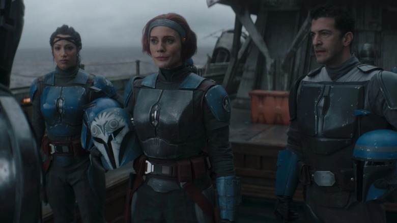 Sasha Banks, Katee Sackhoff, and Simon Kassianides in The Mandalorian