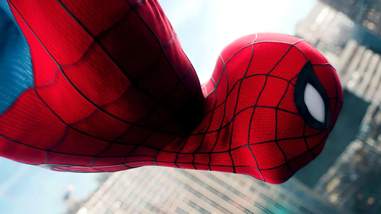 Tom Holland's Spider-Man is seen in closeup as he falls through the air in Spider-Man: Brand New Day.png