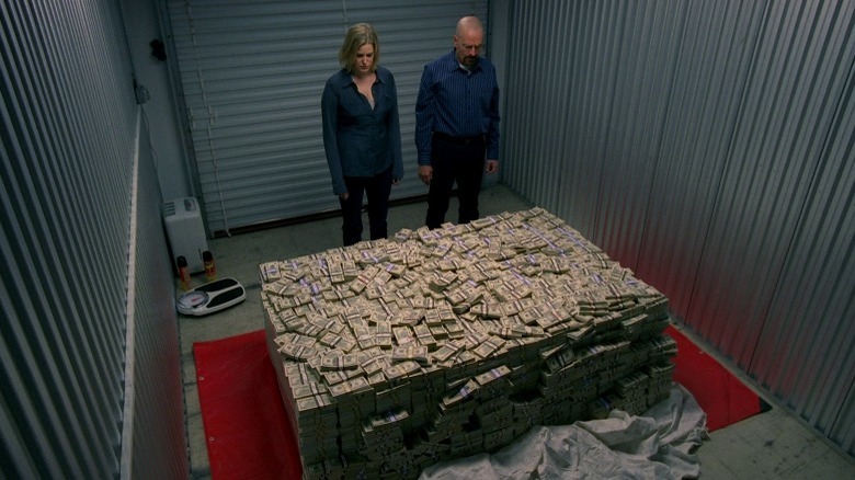 Anna Gunn and Bryan Cranston in Breaking Bad