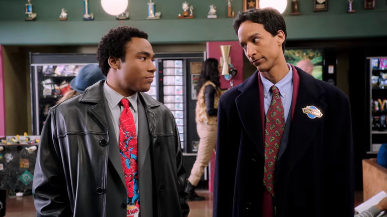 Community Donald Glover Danny Pudi