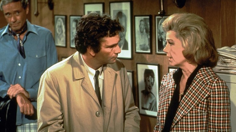 Detective Colombo speaks to some suspects in the first season of Colombo