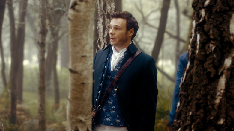 Edmund Bridgerton (Rupert Evans) in forest in Bridgerton
