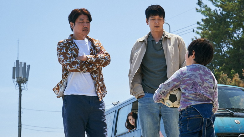 Song Kang-ho, IU, Dong-won Gang, and Seung-soo Im in Broker