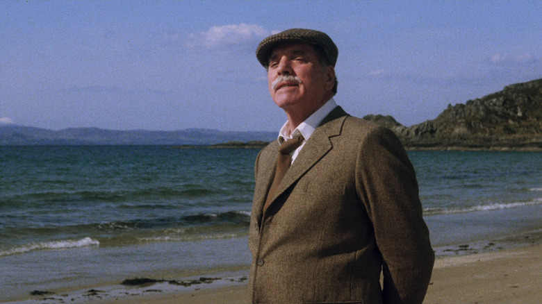 Burt Lancaster on the beach as Felix Happer in Local Hero