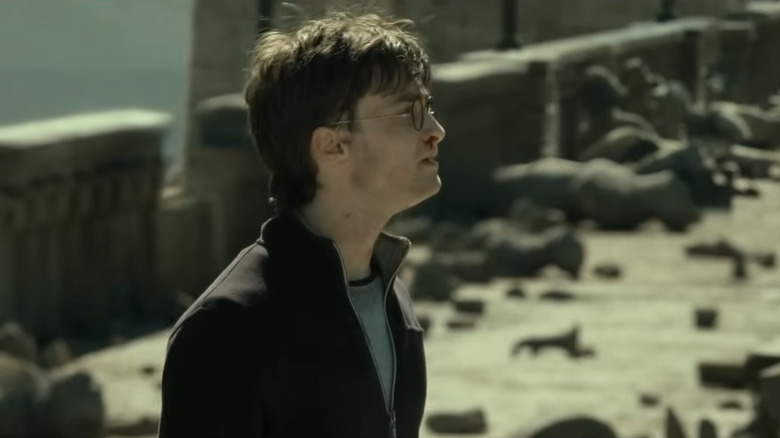 Deathly Hallows: Part 2, Harry post-battle looking sad