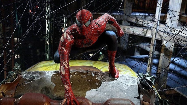 Spider-Man (Tobey Maguire) on a car in Spider-Man 3