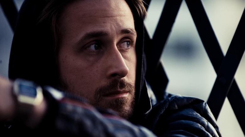 Ryan Gosling as Dean Pereira wearing a hoodie in Blue Valentine