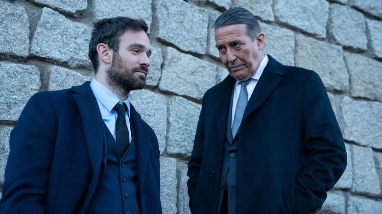 Kin - Charlie Cox, Ciaran Hinds