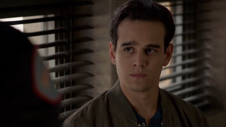 Alberto Rosende as Blake Gallo looking up sadly on Chicago Fire