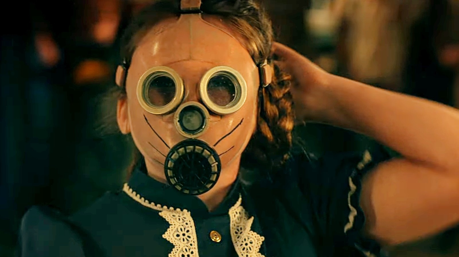 Children Of The Corn Trailer He Who Walks Behind The Rows Walks Again