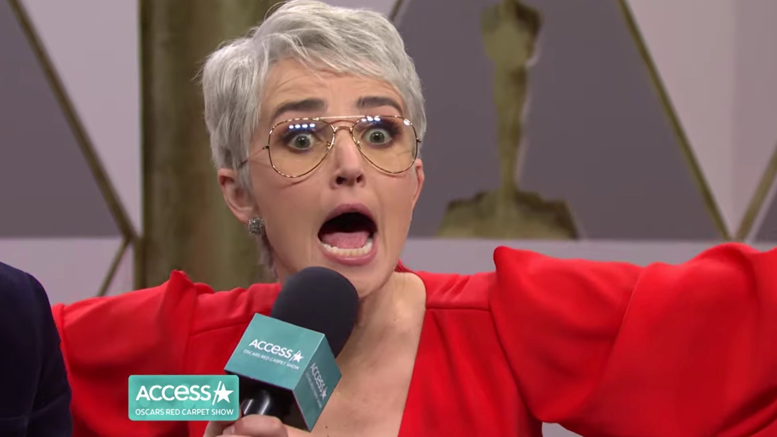 Chloe Fineman Does A Perfect Jamie Lee Curtis Impression In SNL's