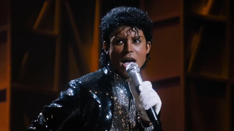 Jafaar Jackson signing on stage as Michael Jackson in Michael