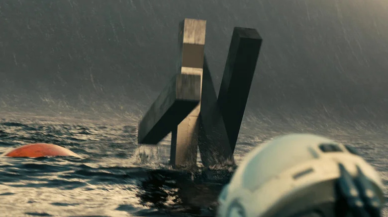 TARS fleeing a giant wave in Interstellar