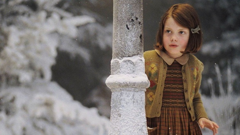 Lucy by the lamp post in The Lion, the Witch and the Wardrobe