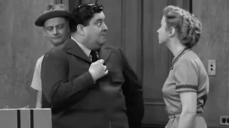 Ralph (Jackie Gleason) arguing with Alice (Audrey Meadows) on The Honeymooners