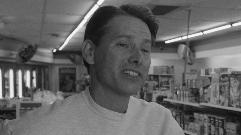 Ernest O'Donnell as Rick Derris, smirking in Clerks III