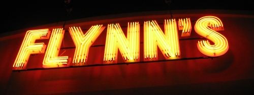 flynns-sign