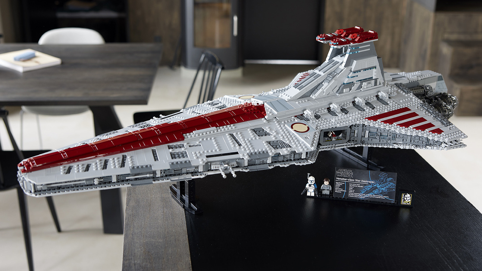 Cool Stuff: Celebrate 20 Years Of Clone Wars With LEGO's Star Wars Venator-Class Star Destroyer