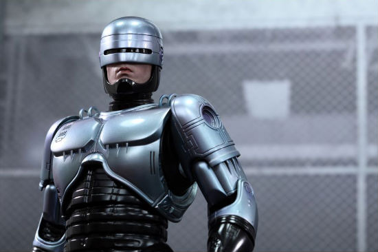 Hot Toys RoboCop Header 1