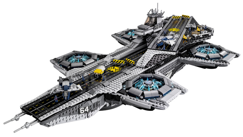 Lego Avengers Helicarrier 2