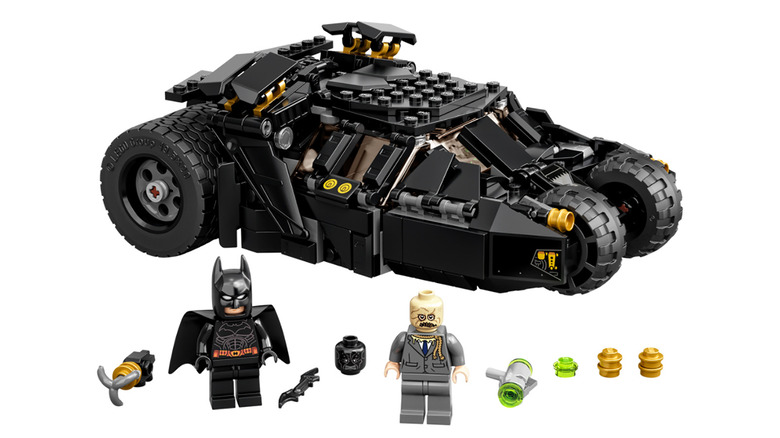 LEGO Batmobile Tumbler: Scarecrow Showdown