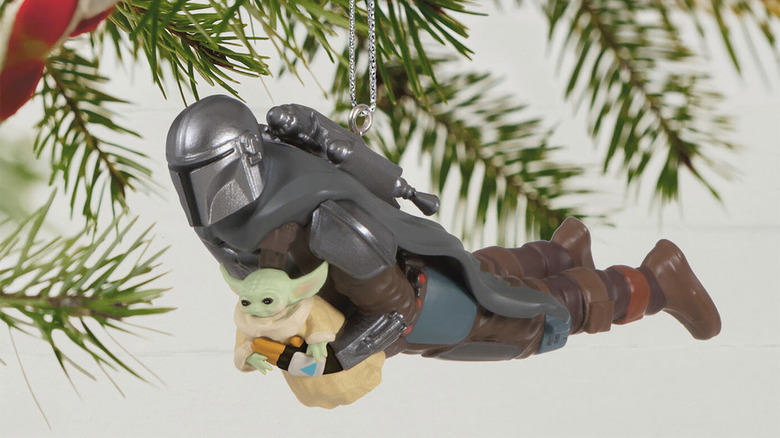 The Mandalorian Jetpack Grogu Ornament