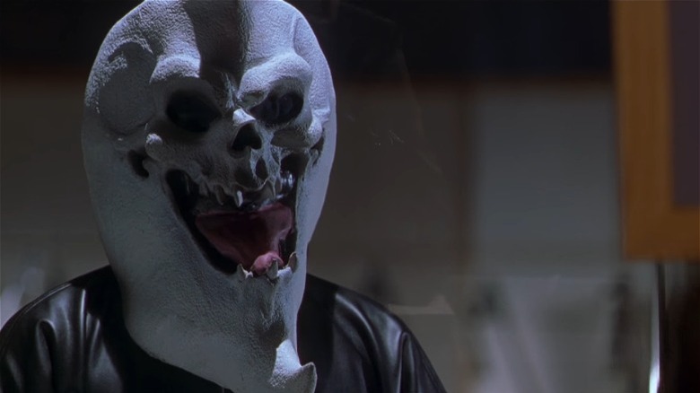 killer in skull mask