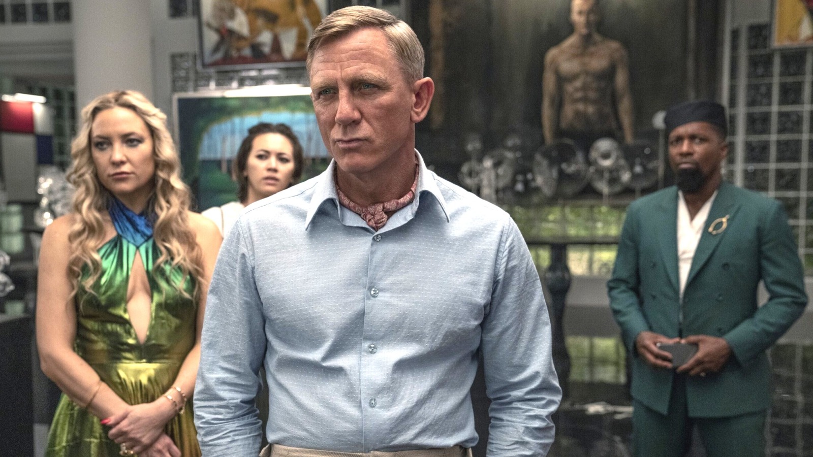 Daniel Craig Had Some Harsh Words For Netflix Following Knives Out 2's