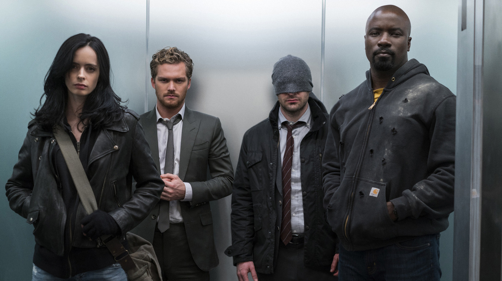 Born Again seizoen 3 setfoto’s tonen Luke Cage en Iron Fist in Defenders Reunion