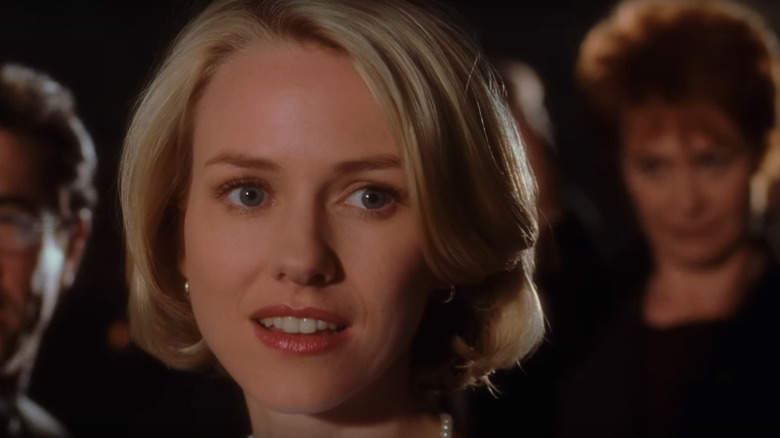 Betty making eye contact with a director across the room in Mulholland Drive