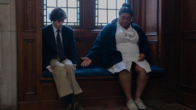 The Holdovers bench scene 