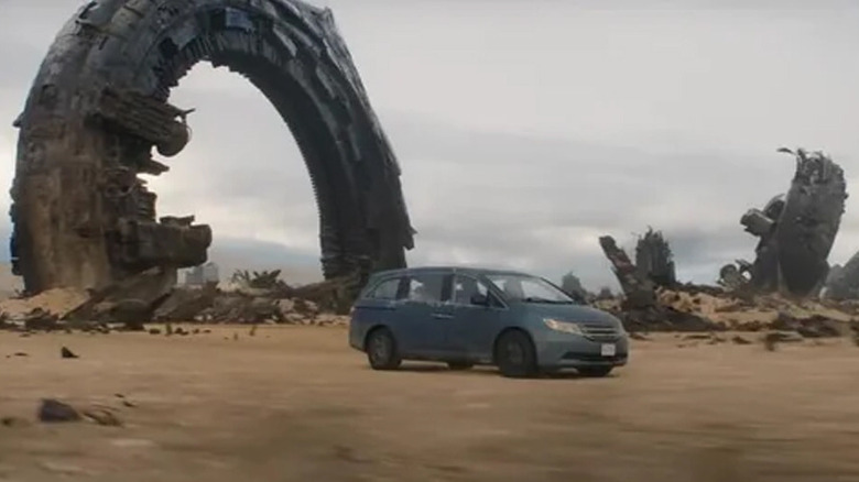 Honda Odyssey driving through The Void in Deadpool & Wolverine