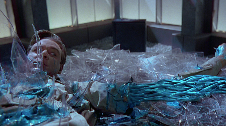 Sid 6.7 reaching out his weird android tendrils in Virtuosity