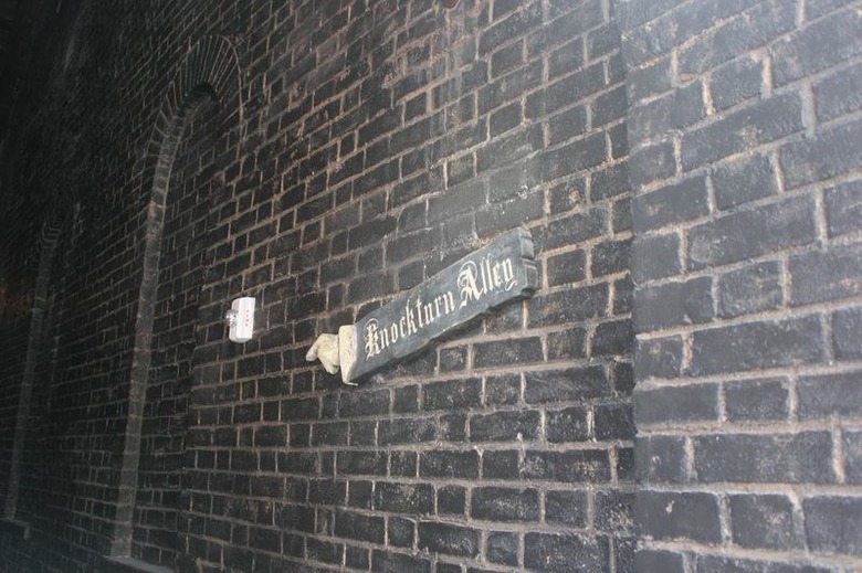 Knockturn Alley