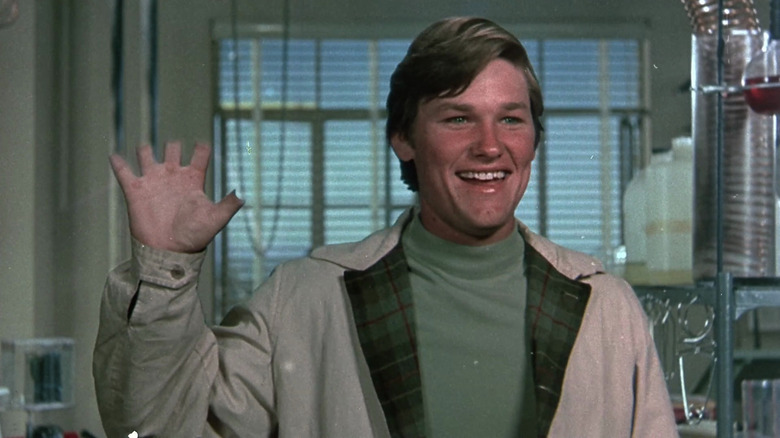 Dexter Riley dengan jari tak terlihat di Sekarang Anda Melihat Dia, Sekarang Anda Tidak