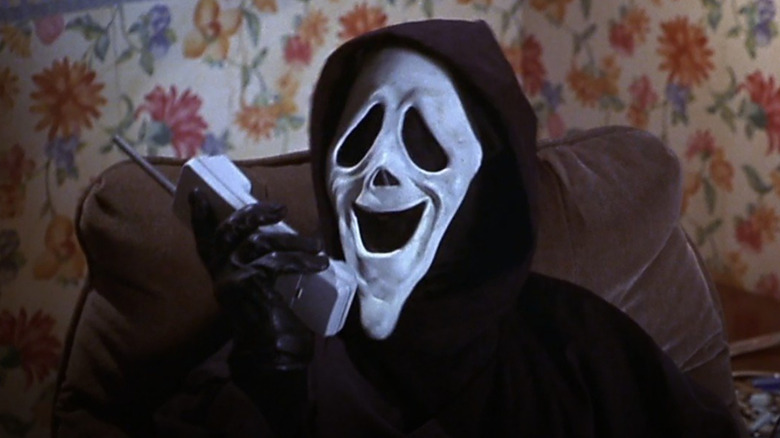 Ghostface on the phone in Scary Movie