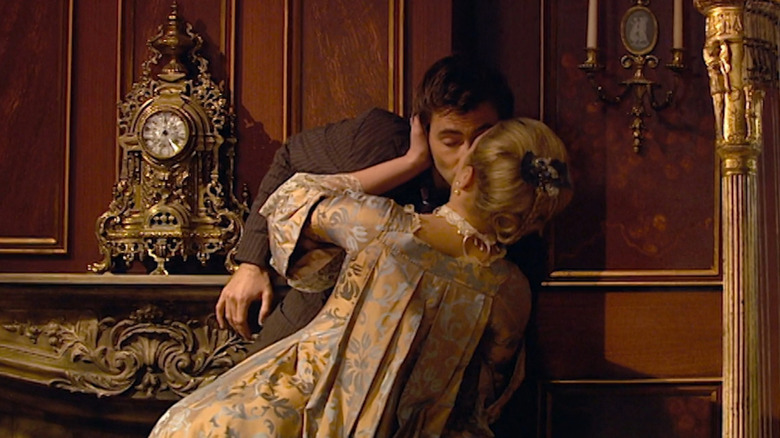 Madame du Pompadour (Sophia Myles) kissing Ten (David Tennant) in the Doctor Who episode The Girl in the Fireplace