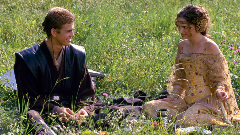 Anakin and Padmé discuss politics on the fields of Naboo in Star Wars: Attack of the Clones