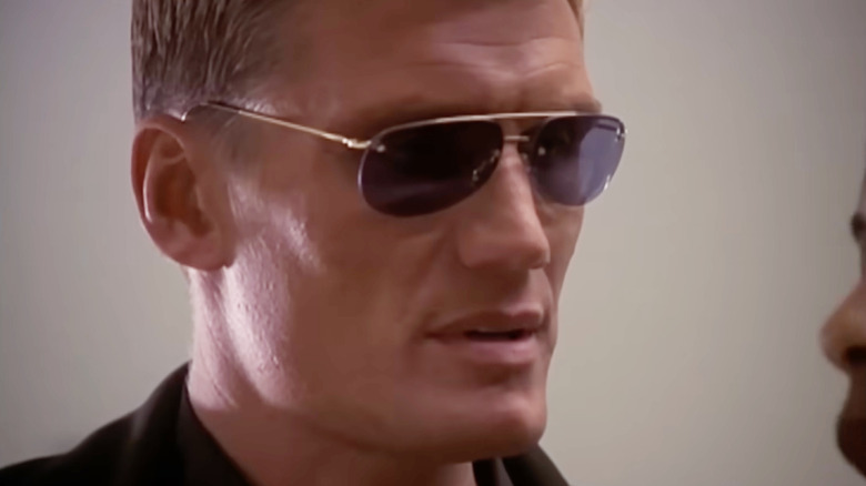U.S. Marshal Jack Devlin wearing sunglasses in Blackjack
