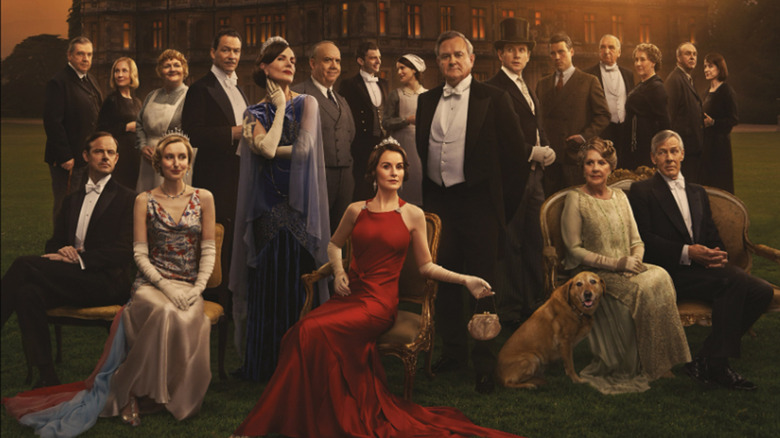 The entire cast of Downton Abbey: The Grand Finale on the film's poster