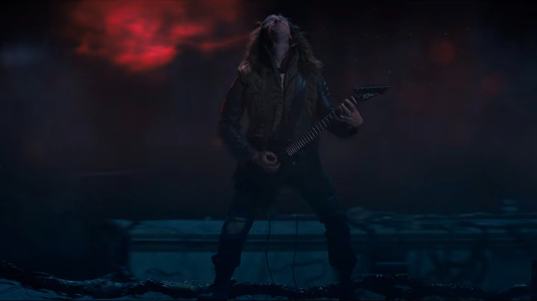 Stranger Things video shows Eddie Munson actor nailing his guitar