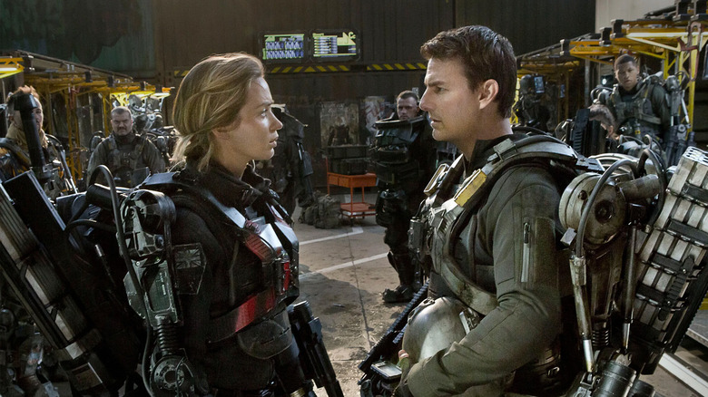 Tom Cruise and Emily Blunt in Edge of Tomorrow (2014)