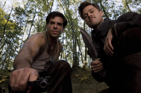 eli-roth-brad-pitt-inglourious-basterds