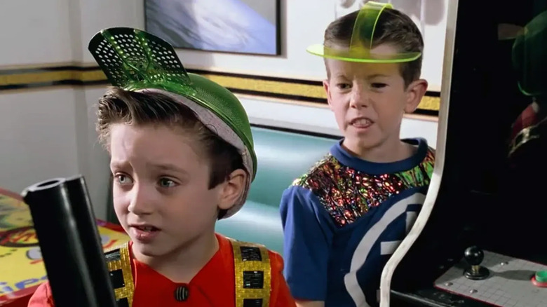 Two incredulous future kids in Back to the Future Part II
