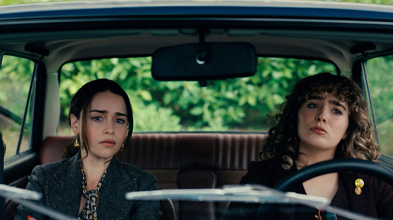 Emilia Clarke’s spionagethrillerserie uit 2026 met een Rotten Tomatoes-score van 96% is een must-watch